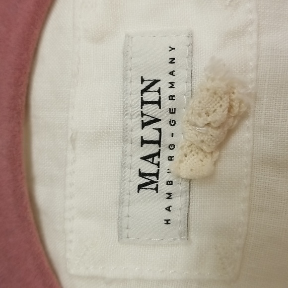 💛Malvin I 🖤 Linen Tunic / Coverup with Crochet Neckline - Picture 7 of 13